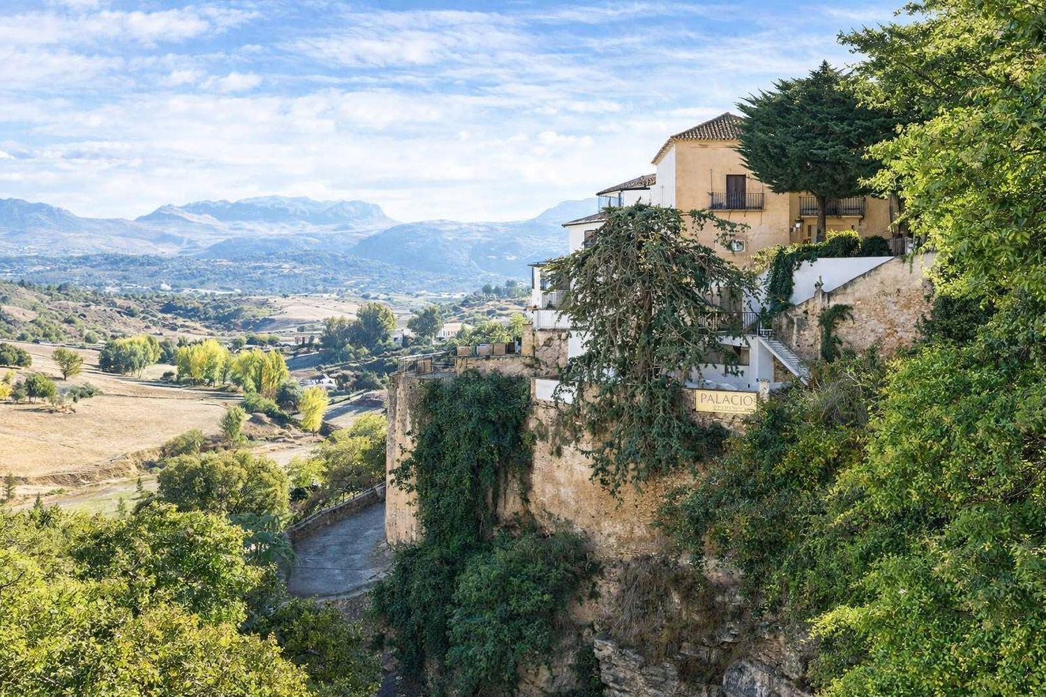 Semi-detached House for Sale in Ronda