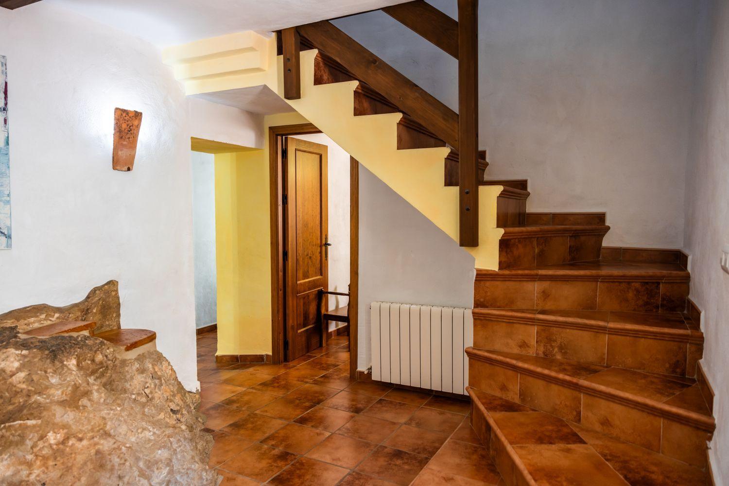 Building for Sale in Montejaque