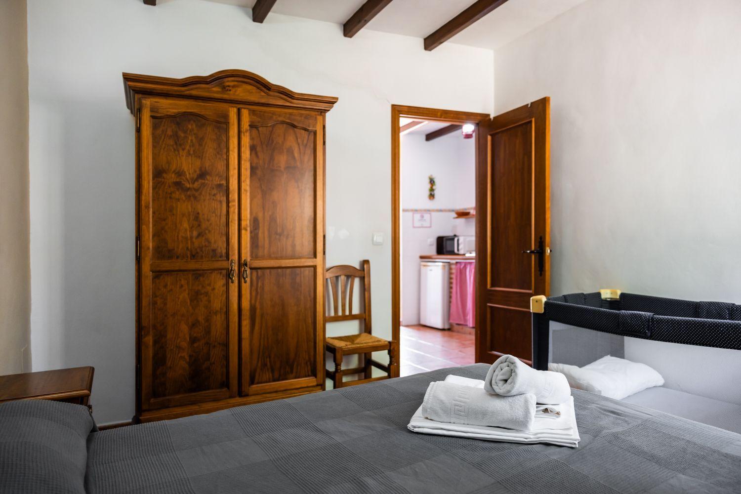 Building for Sale in Montejaque