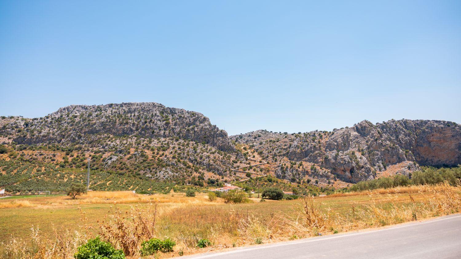 Building for Sale in Montejaque