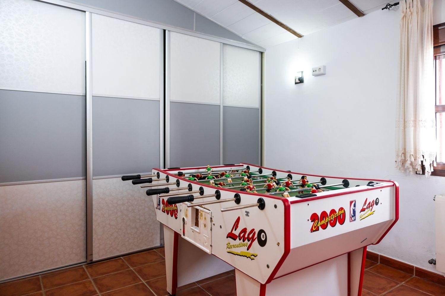 Building for Sale in Montejaque