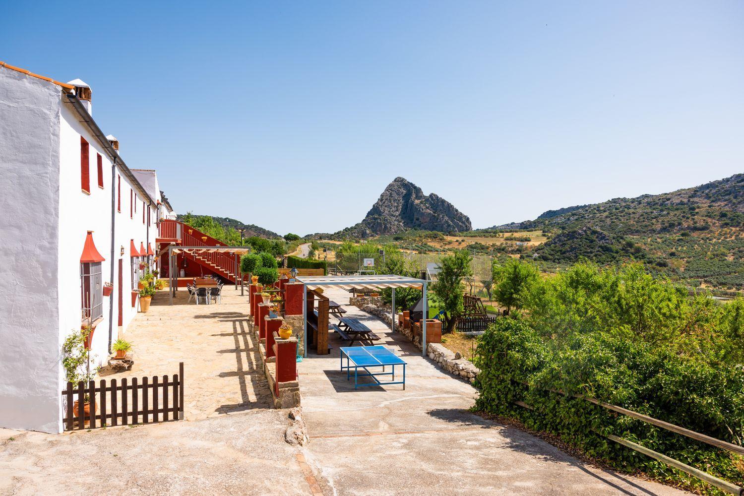 Building for Sale in Montejaque