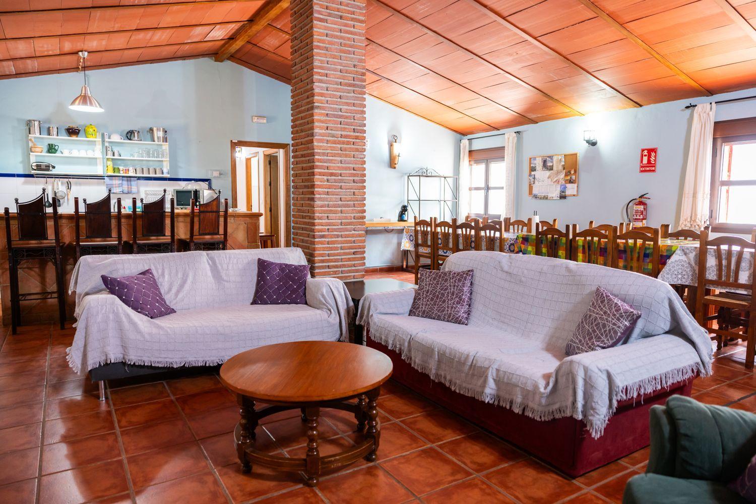 Building for Sale in Montejaque