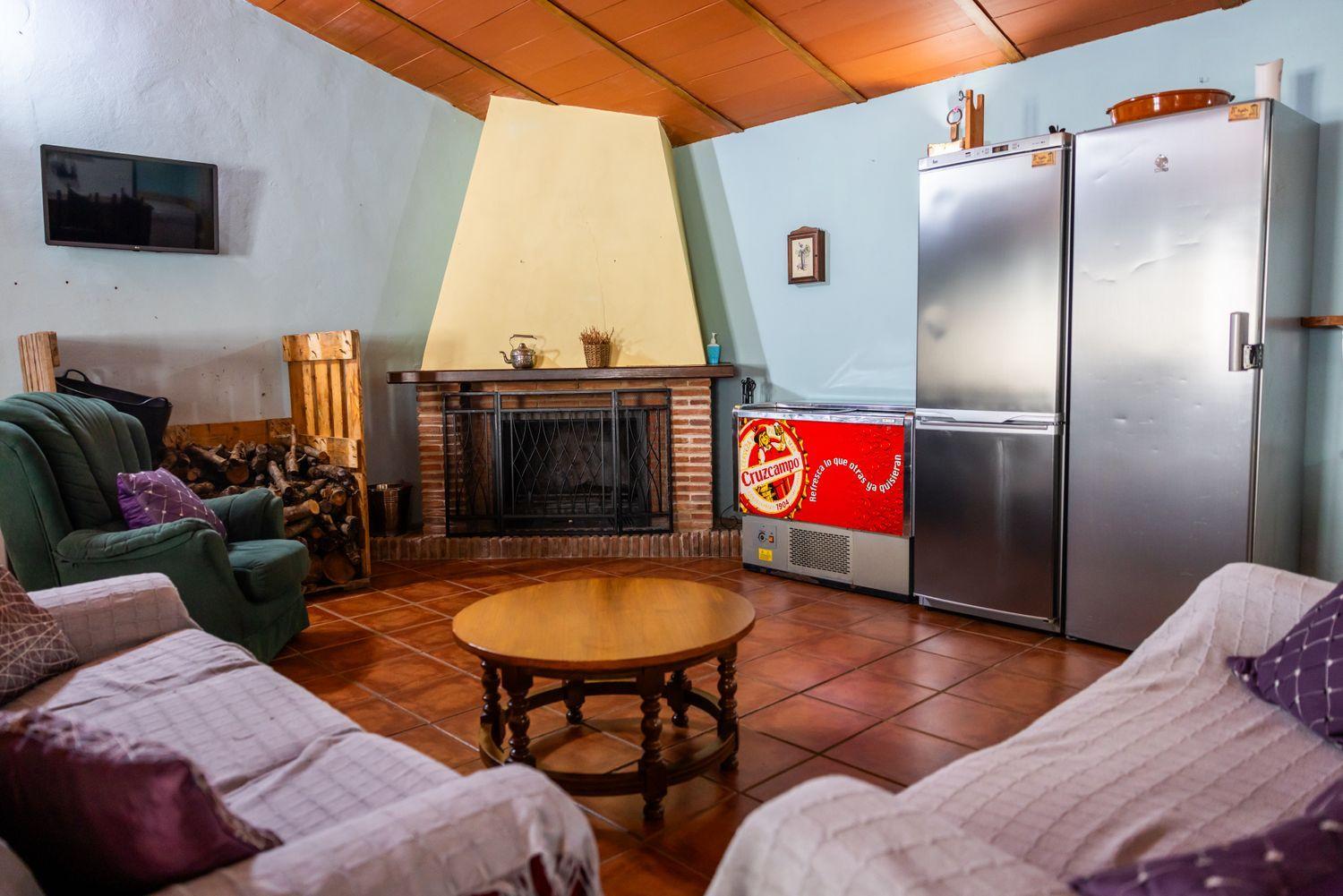 Building for Sale in Montejaque