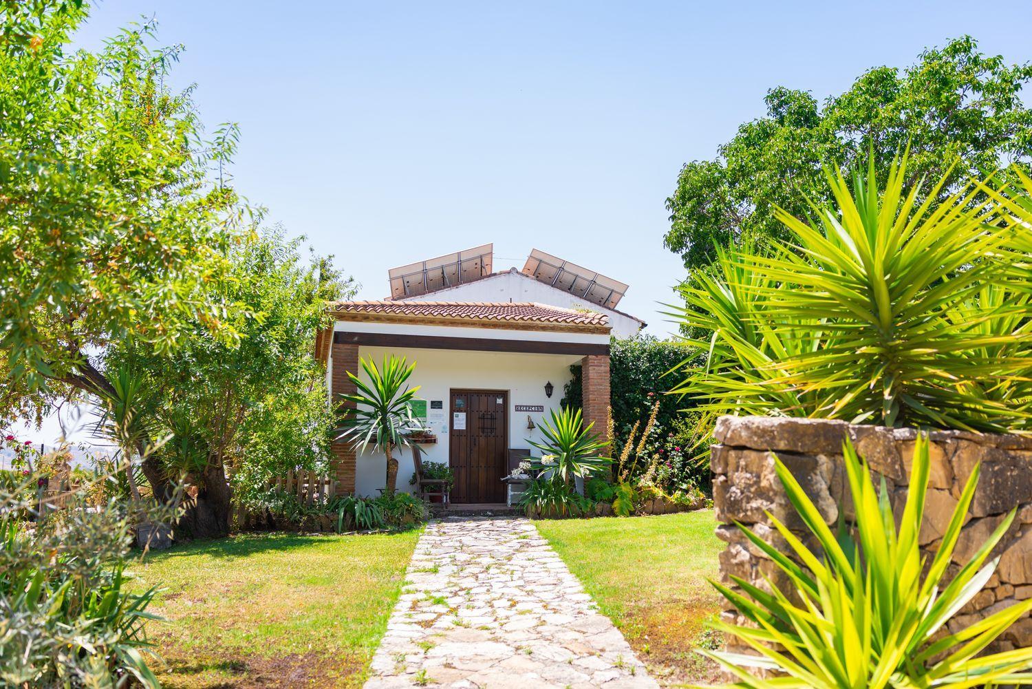 Building for Sale in Montejaque