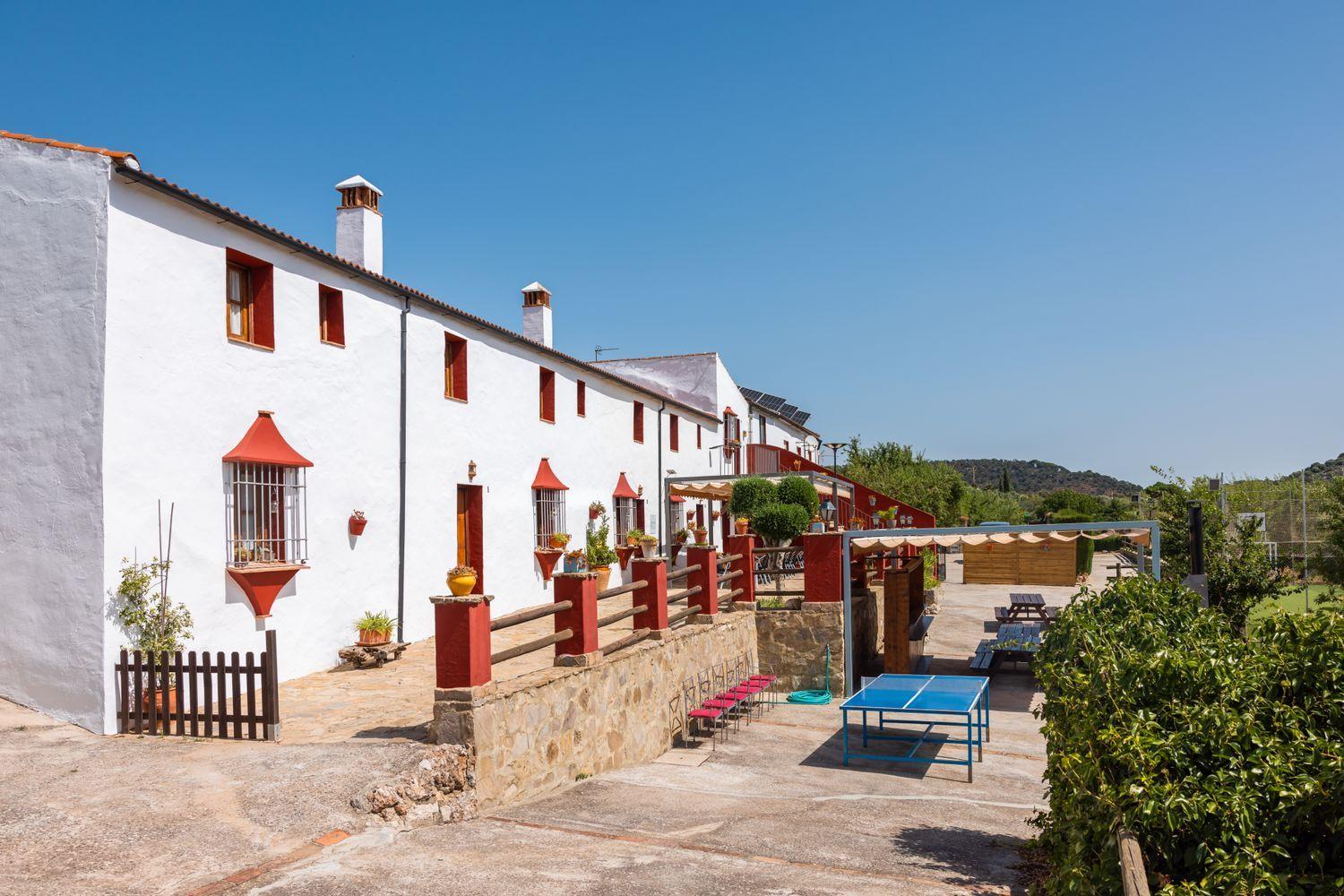 Building for Sale in Montejaque