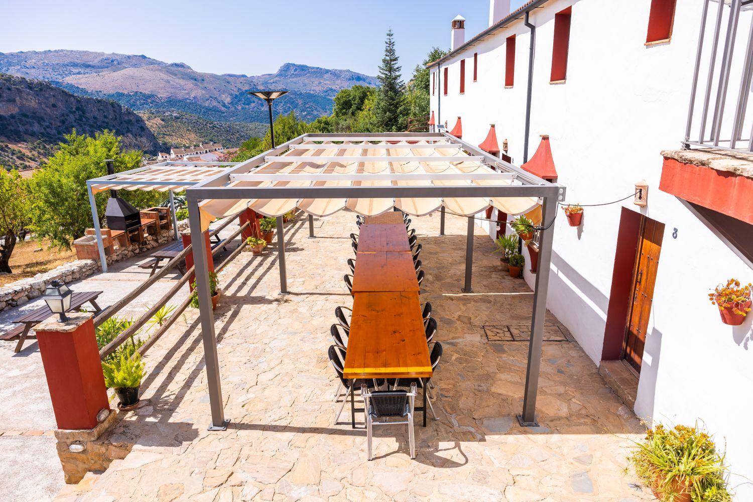 Building for Sale in Montejaque