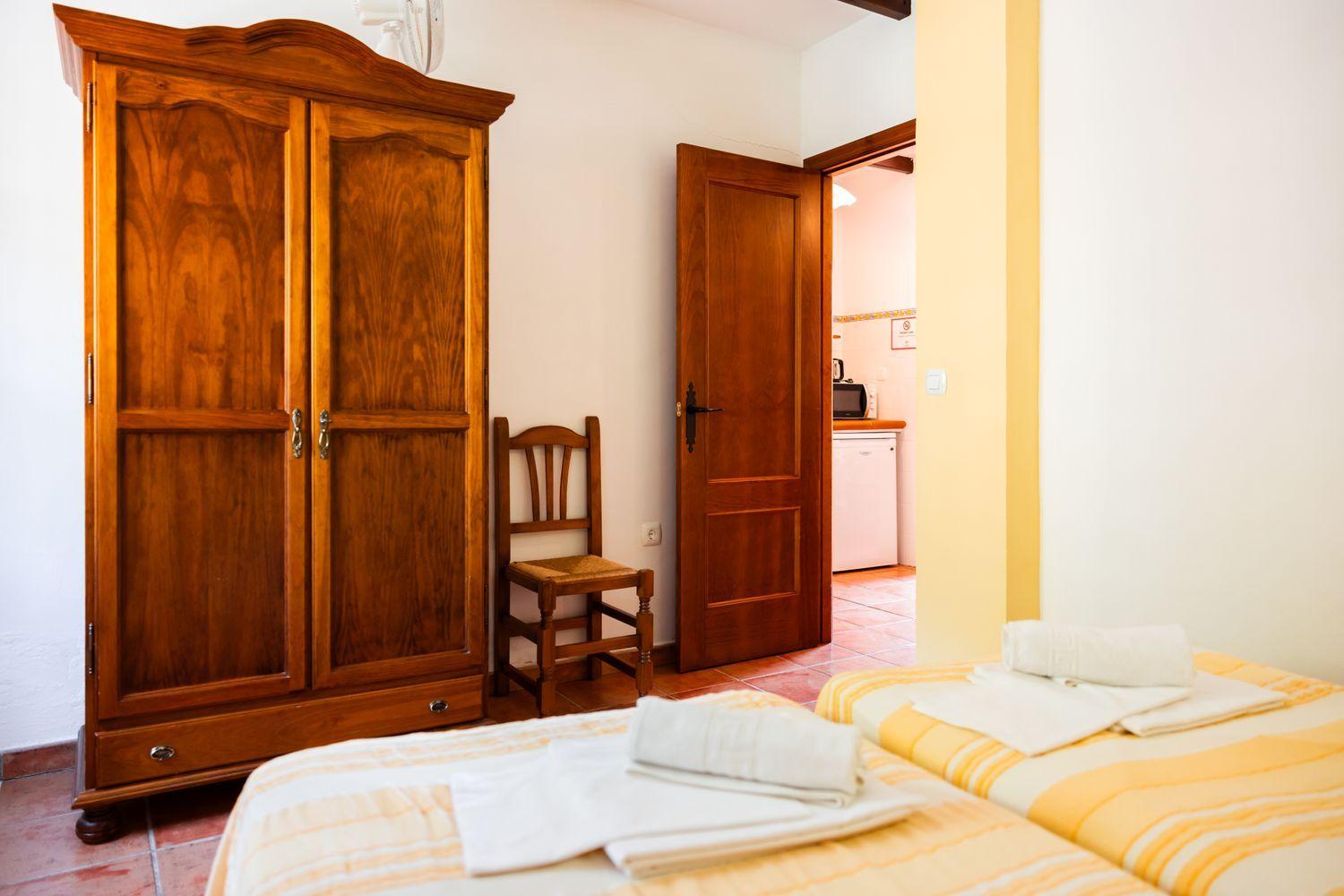 Building for Sale in Montejaque