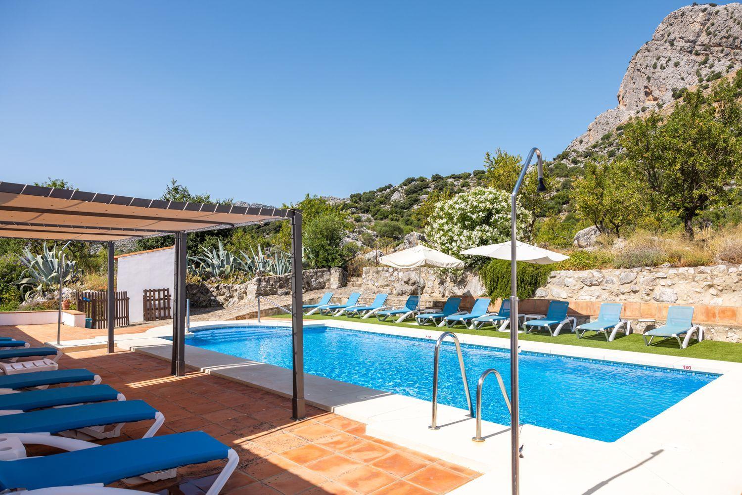 Building for Sale in Montejaque