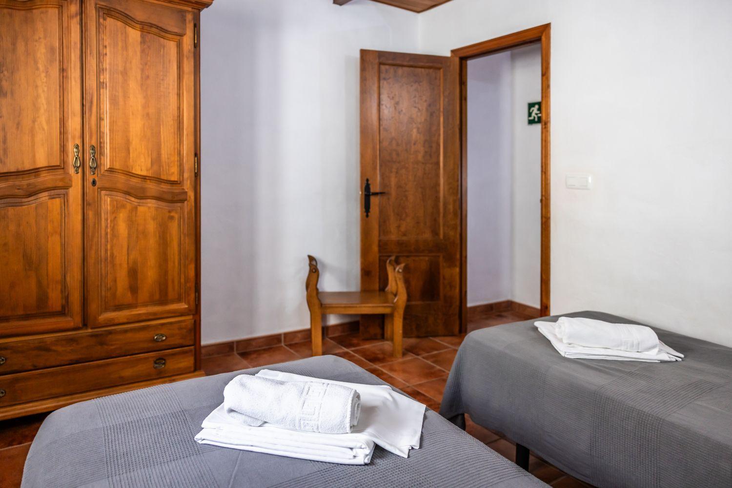 Building for Sale in Montejaque