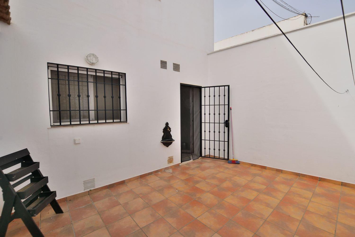 Semi-detached House for Sale in Cuevas del Becerro