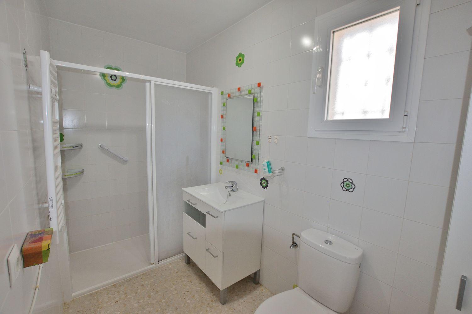 Semi-detached House for Sale in Cuevas del Becerro
