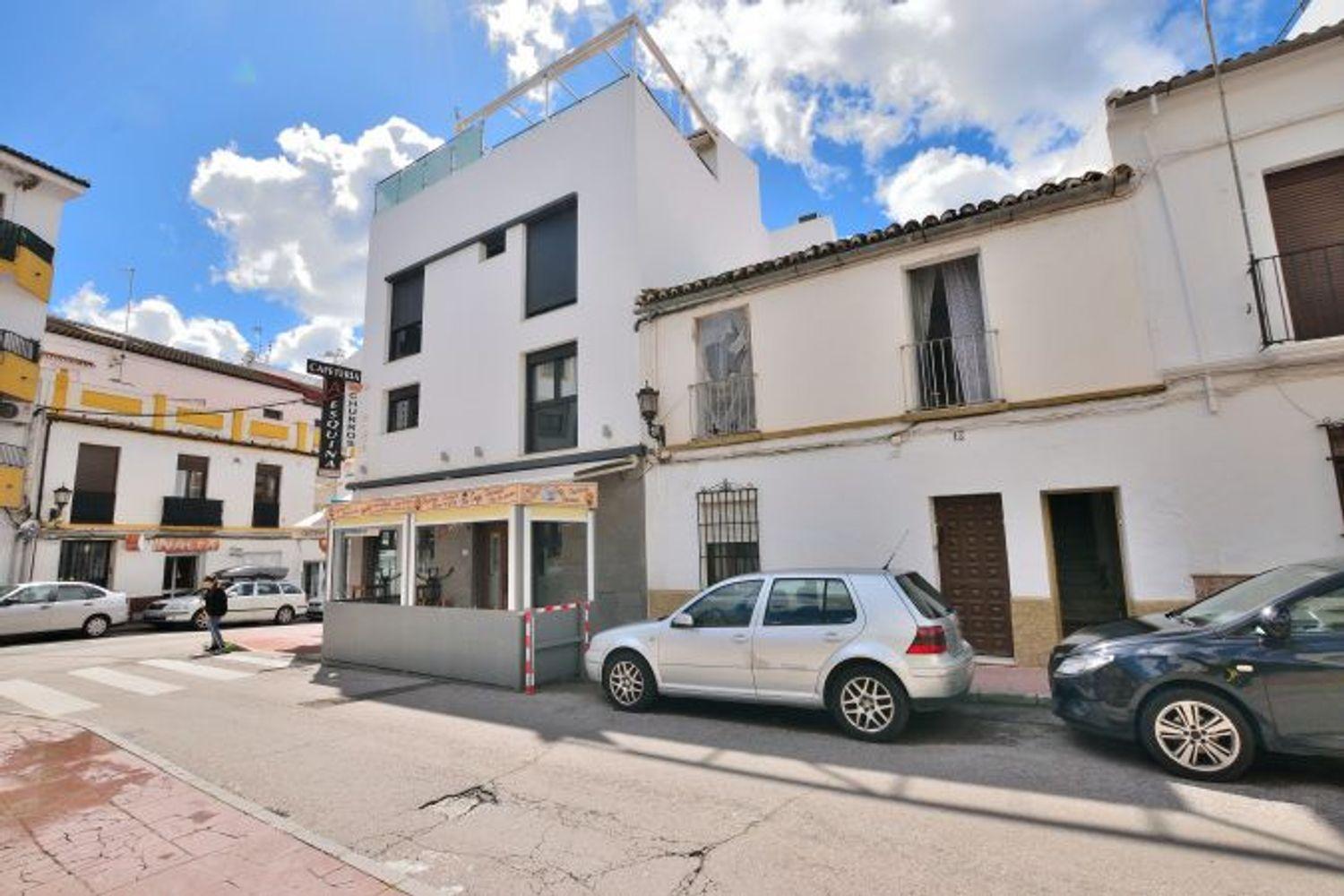 Building for Sale in Ronda