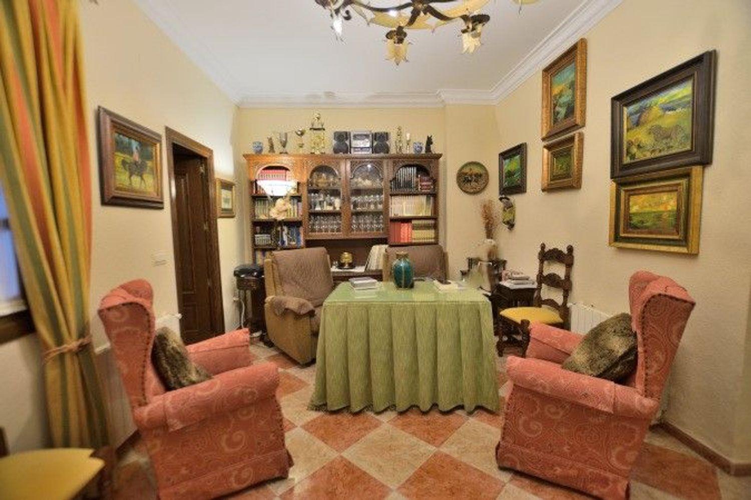 Flat for Sale in Ronda