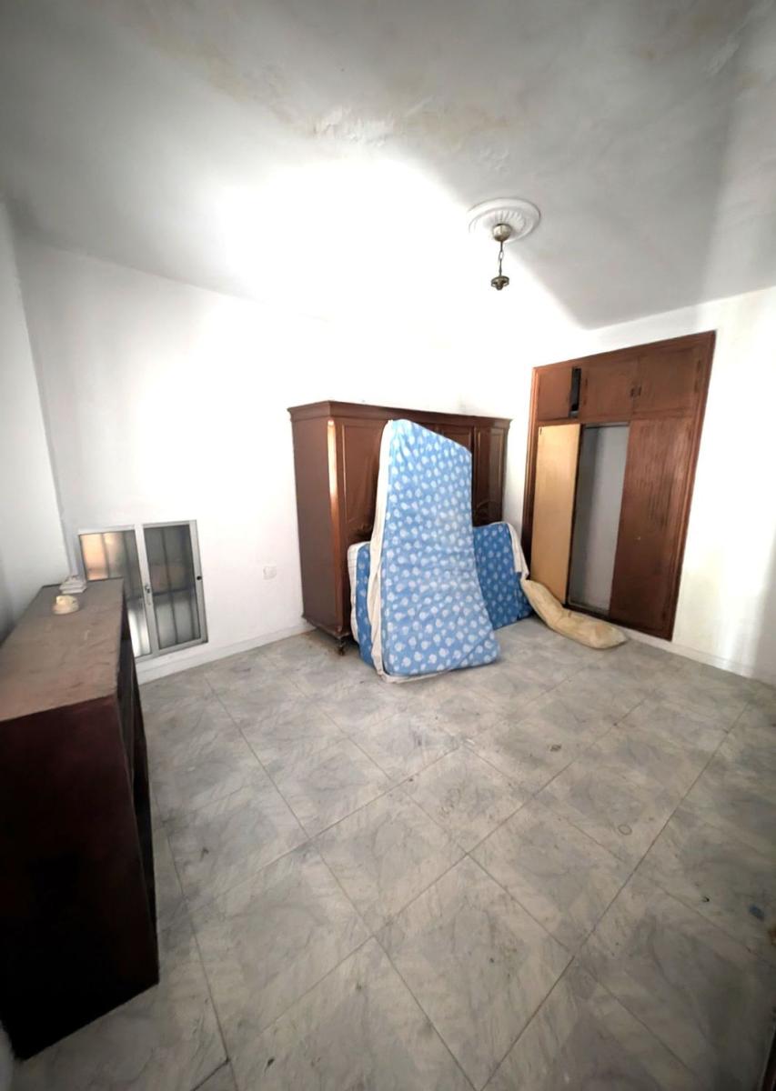 Garage for Sale in Olvera
