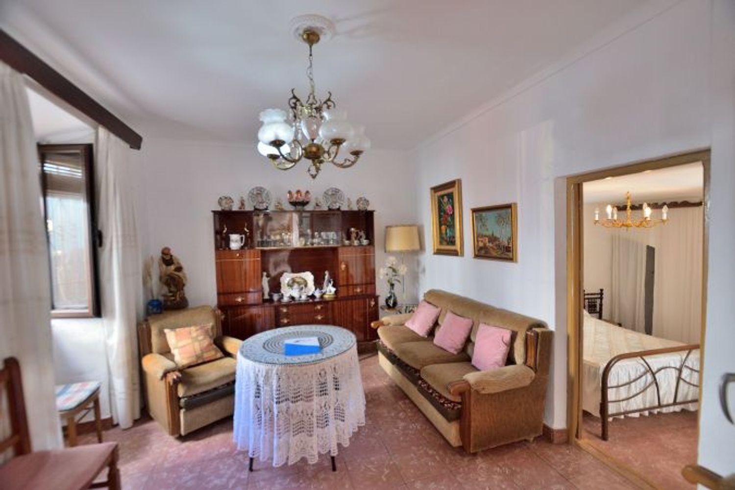 Terraced House for Sale in Montejaque