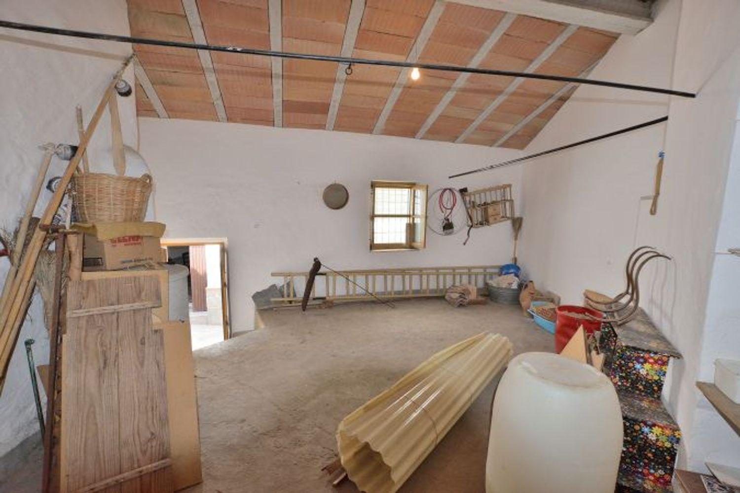 Terraced House for Sale in Montejaque