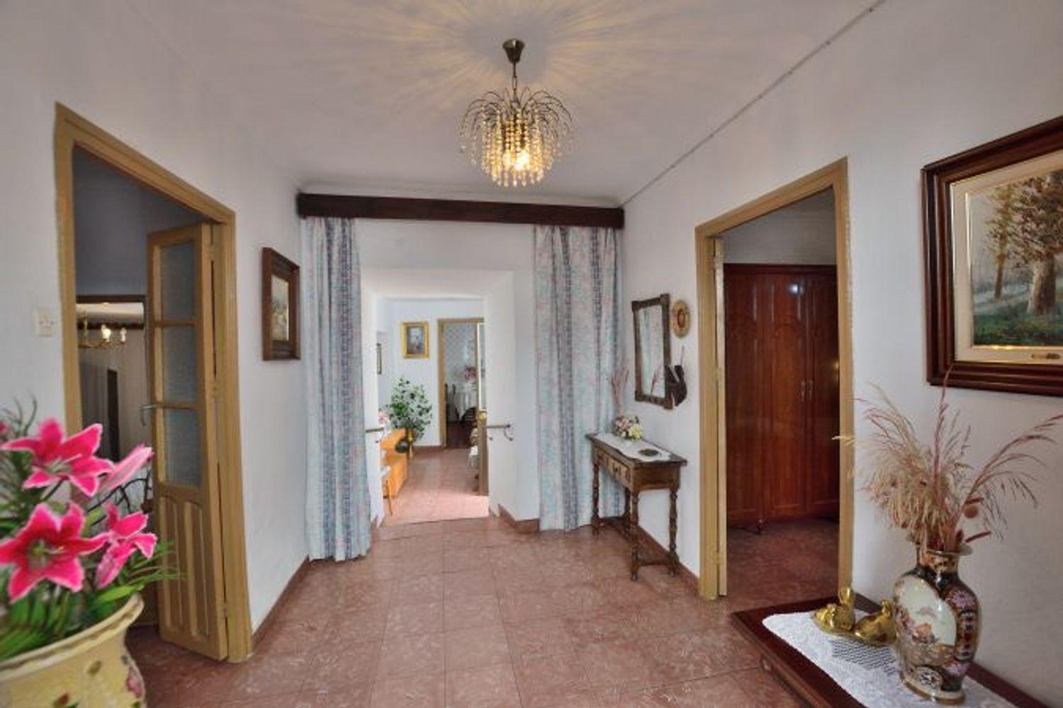 Terraced House for Sale in Montejaque