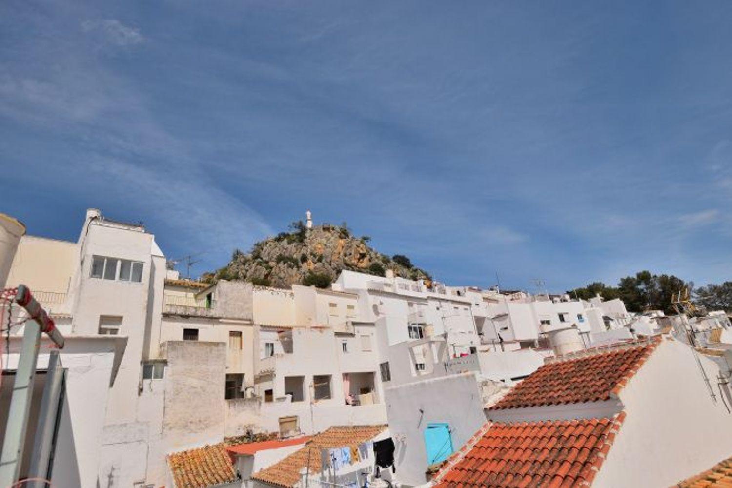 Semi-detached House for Sale in Olvera