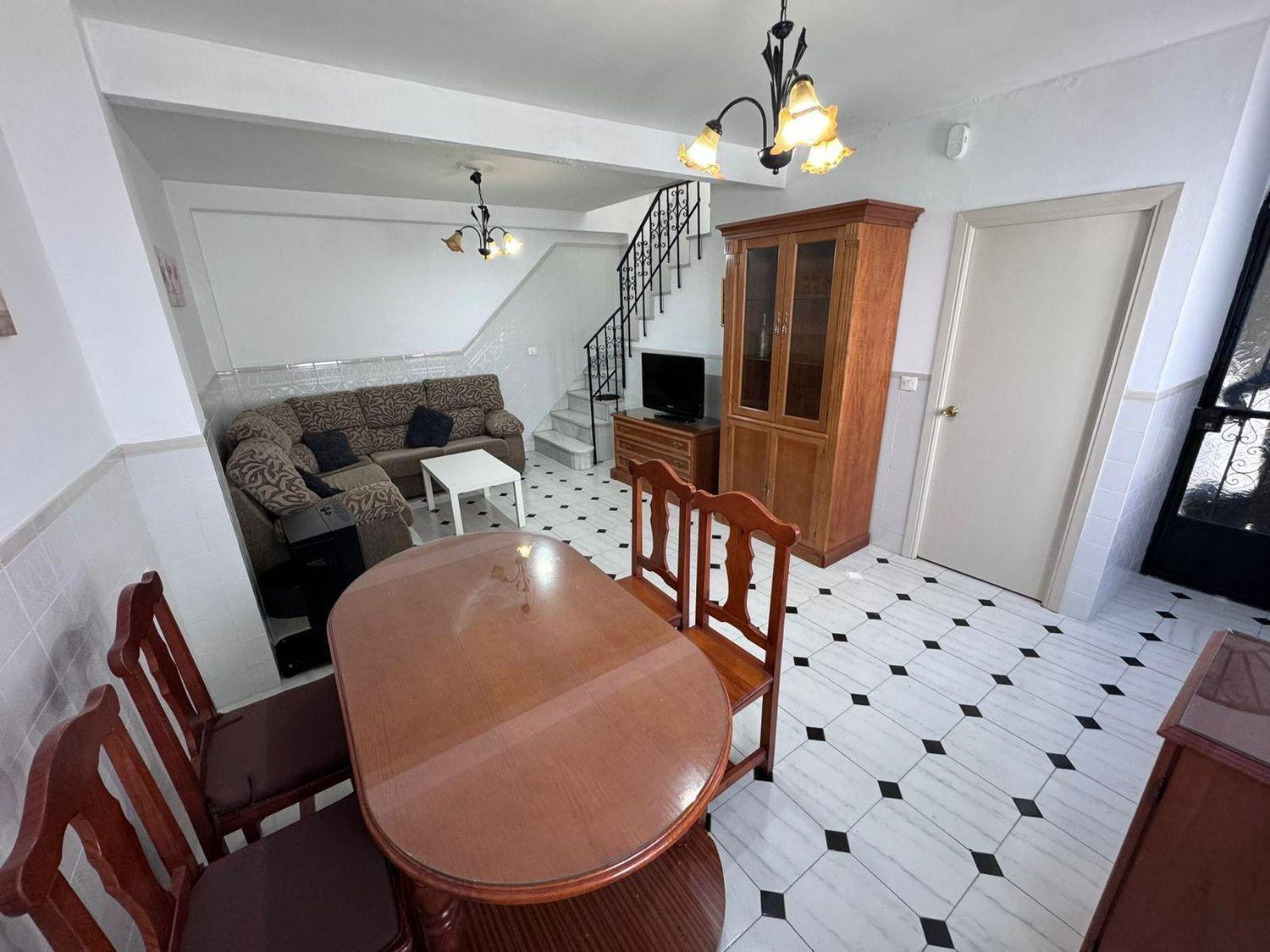 Semi-detached House for Sale in Olvera