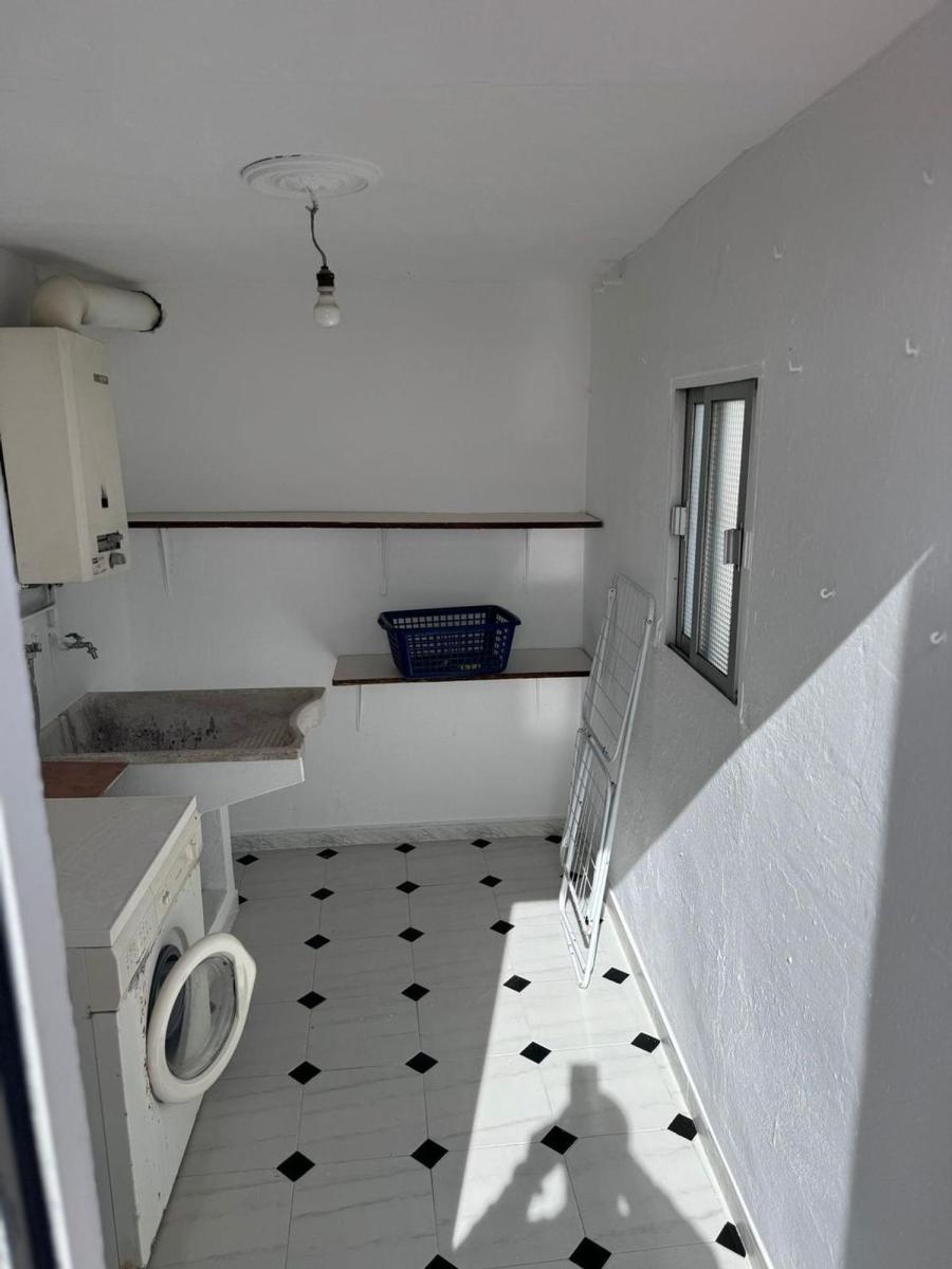Semi-detached House for Sale in Olvera
