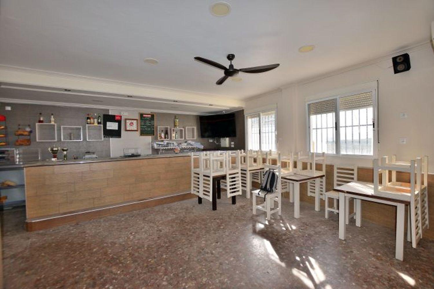 Local en Venta en Olvera
