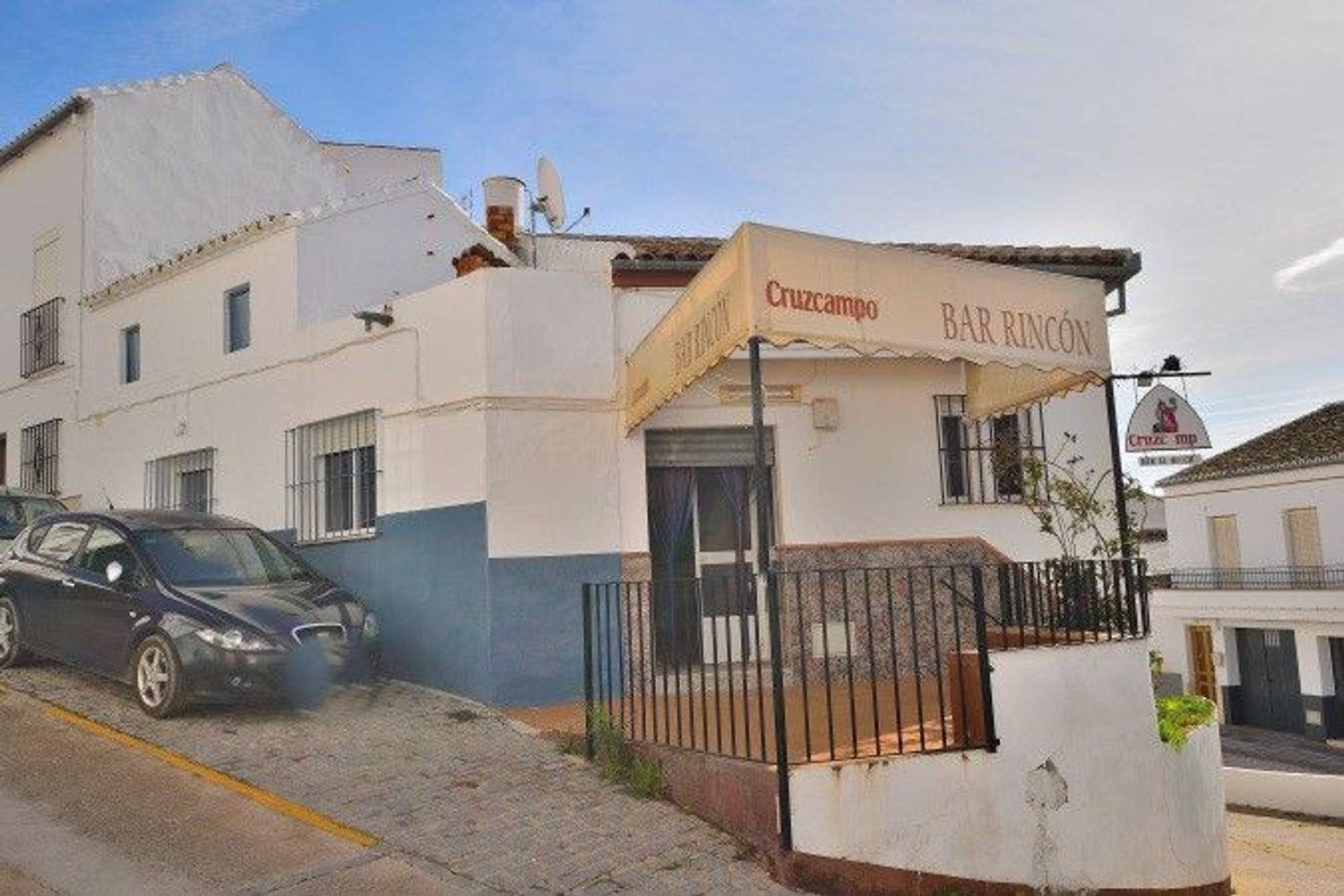 Premise for Sale in Olvera