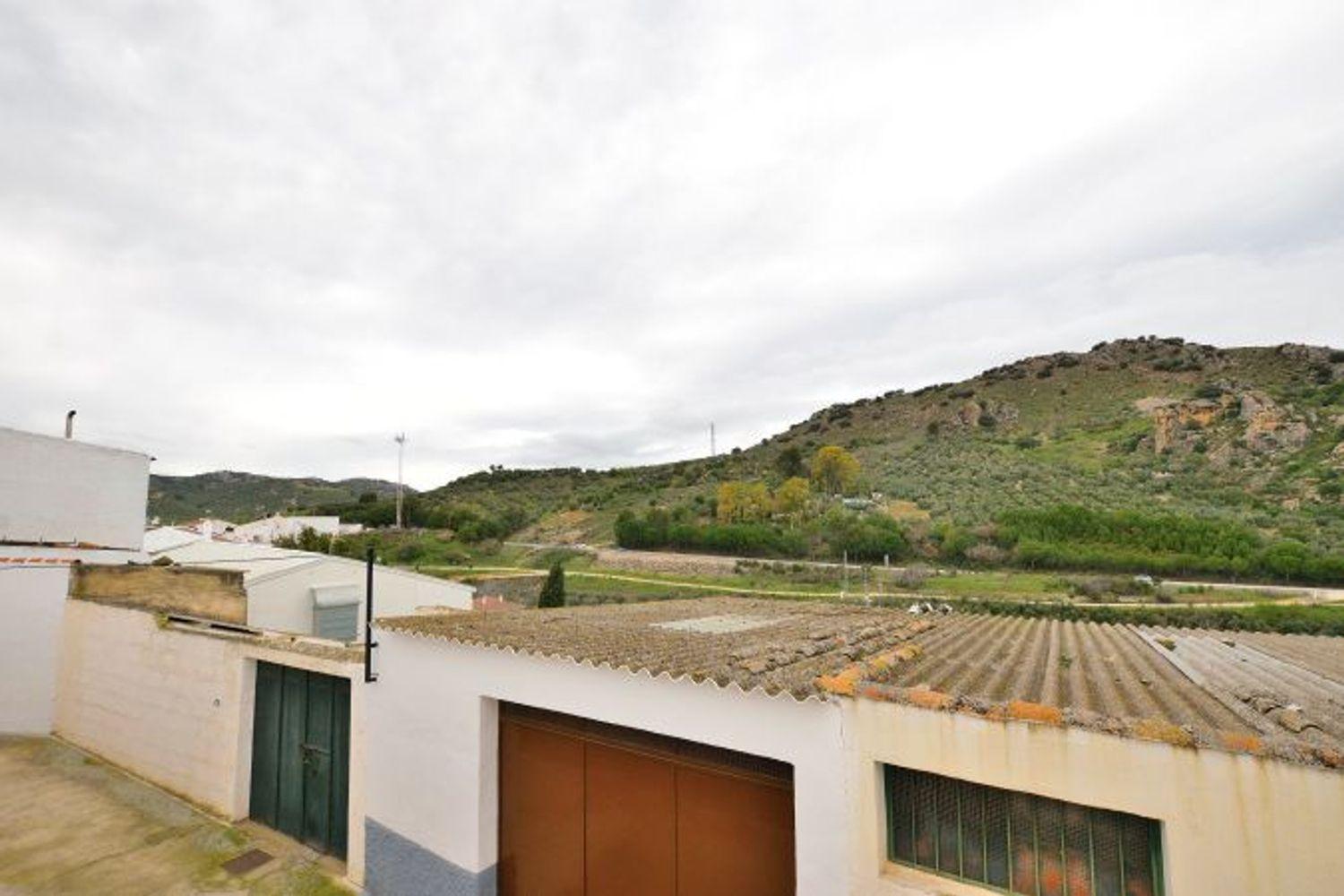 Adosado en Venta en Cuevas del Becerro