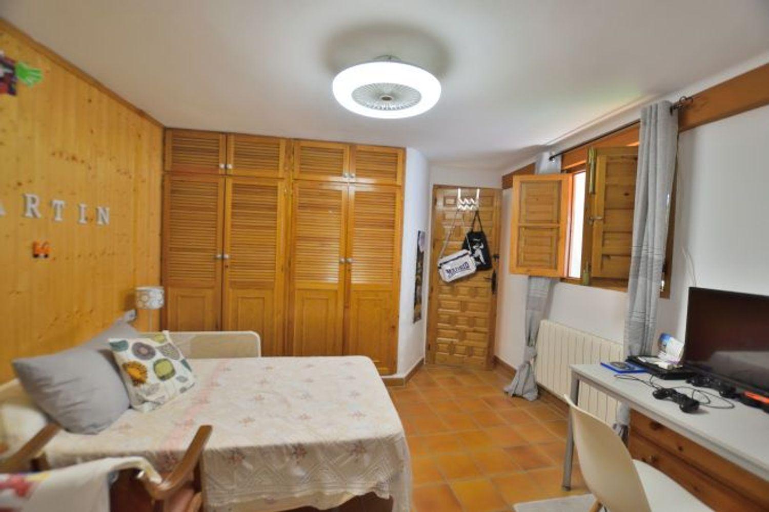Adosado en Venta en Benaoján