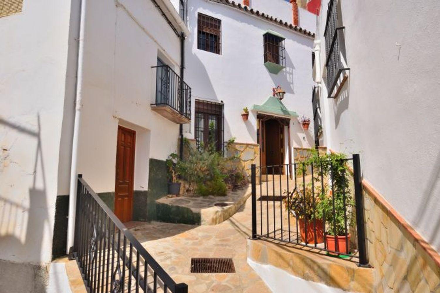 Adosado en Venta en Benaoján