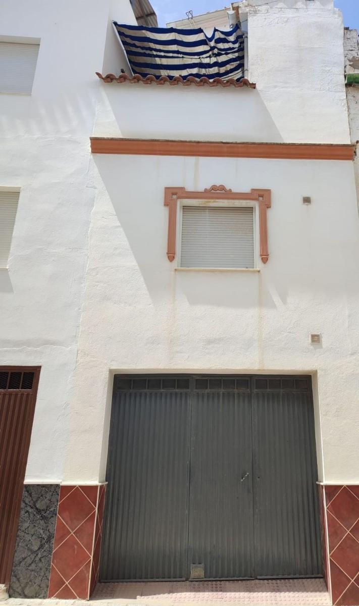 Adosado en Venta en Olvera
