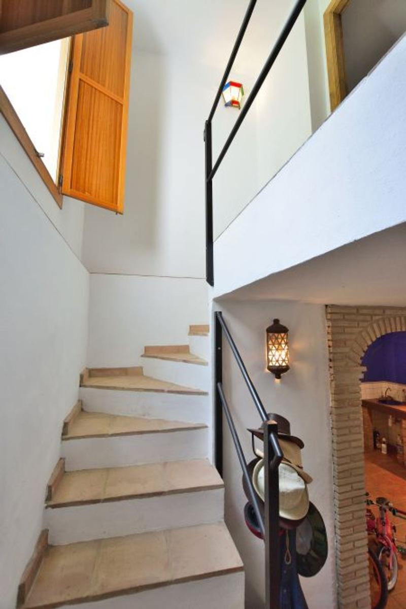 House for Sale in Arriate