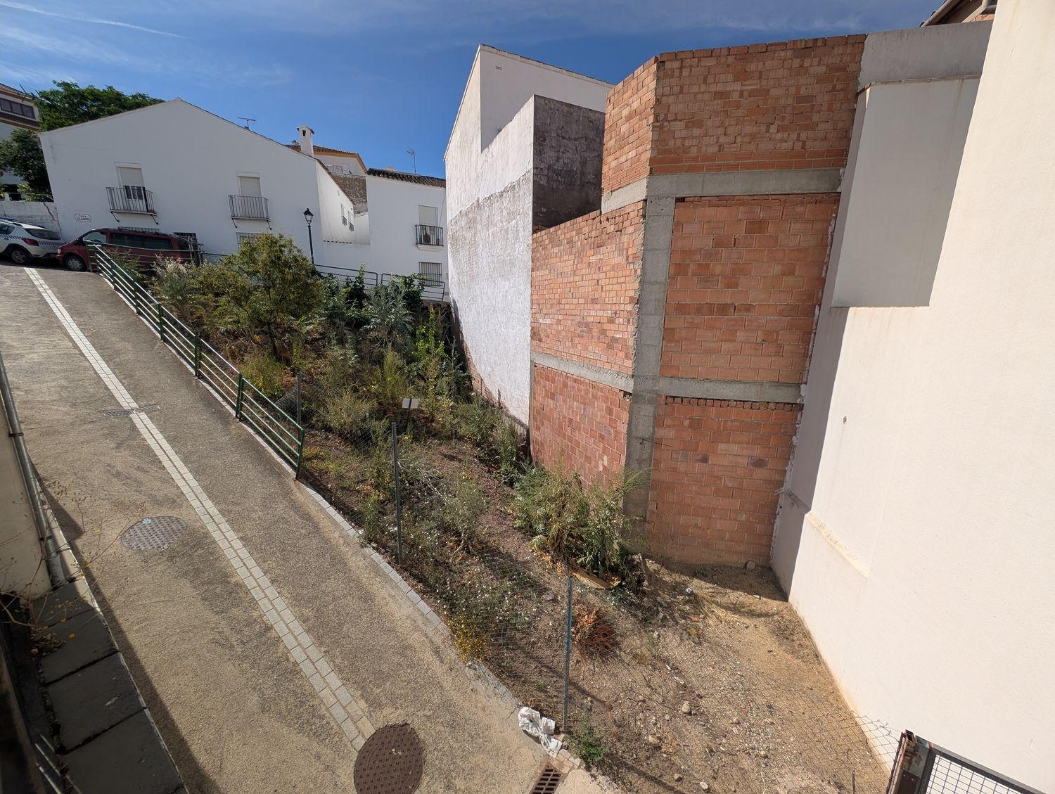 Plot for Sale in El Gastor