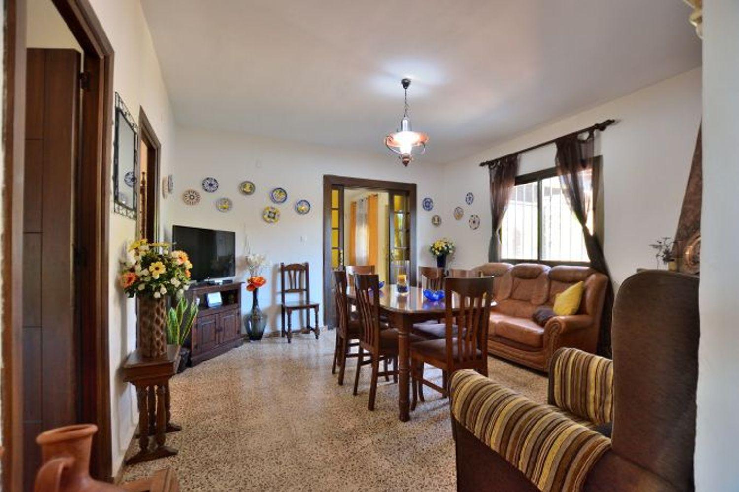 Casa en Venta en Benaoján
