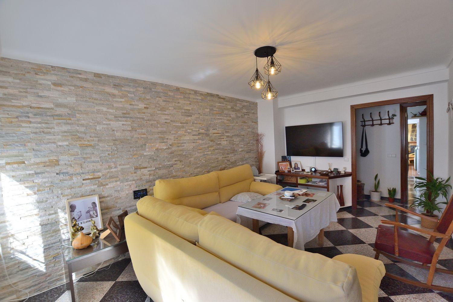 Duplex for Sale in El Gastor