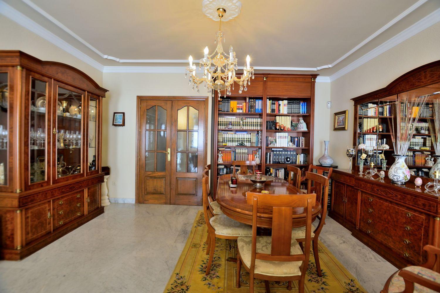 Flat for Sale in Ronda