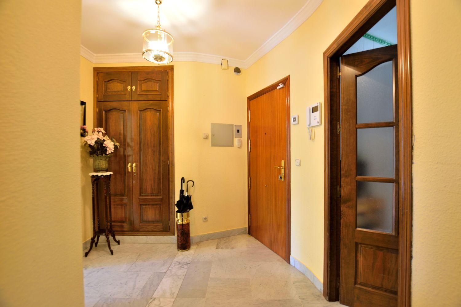 Flat for Sale in Ronda