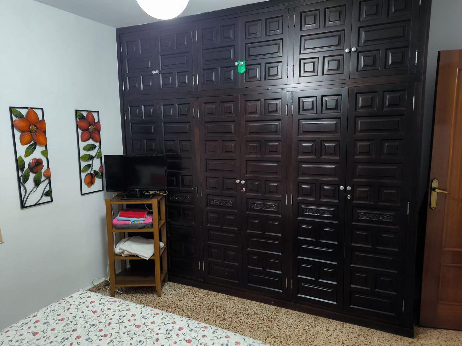 Flat for Sale in Ronda
