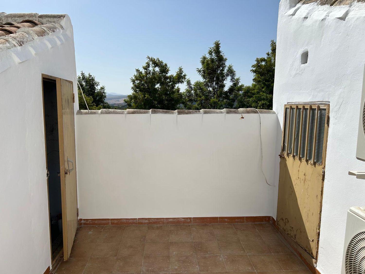 Premise for Sale in Olvera