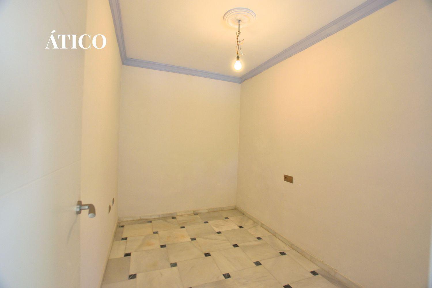 Building for Sale in Ronda