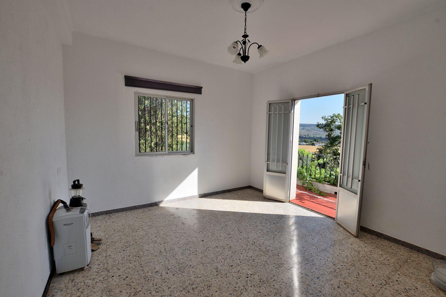 House for Sale in Setenil de las Bodegas