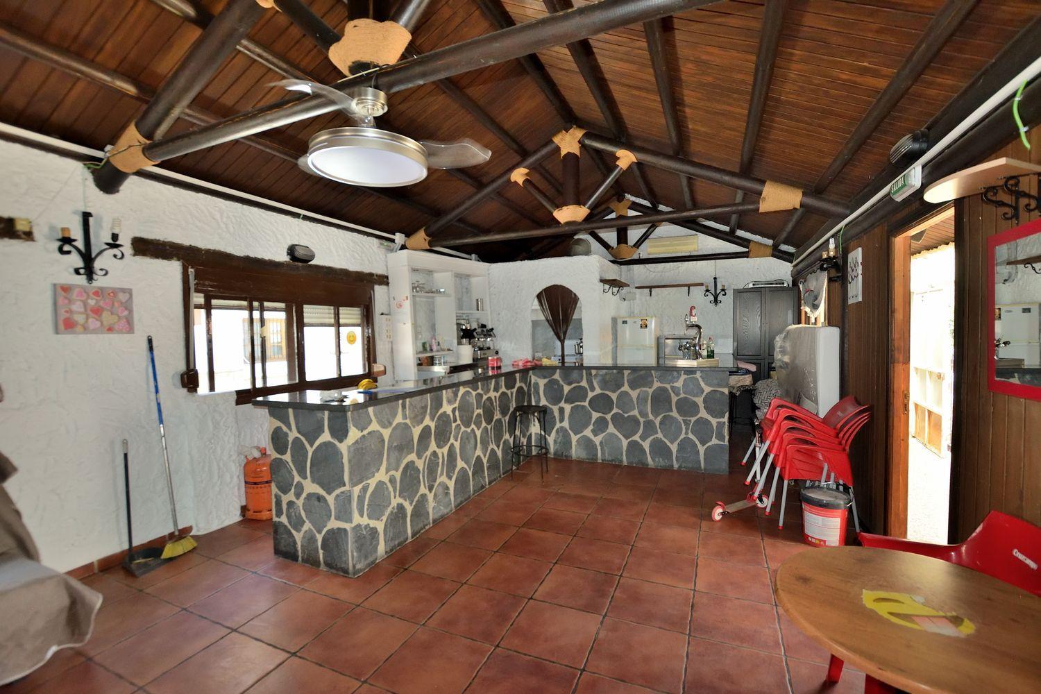 Premise for Sale in Igualeja