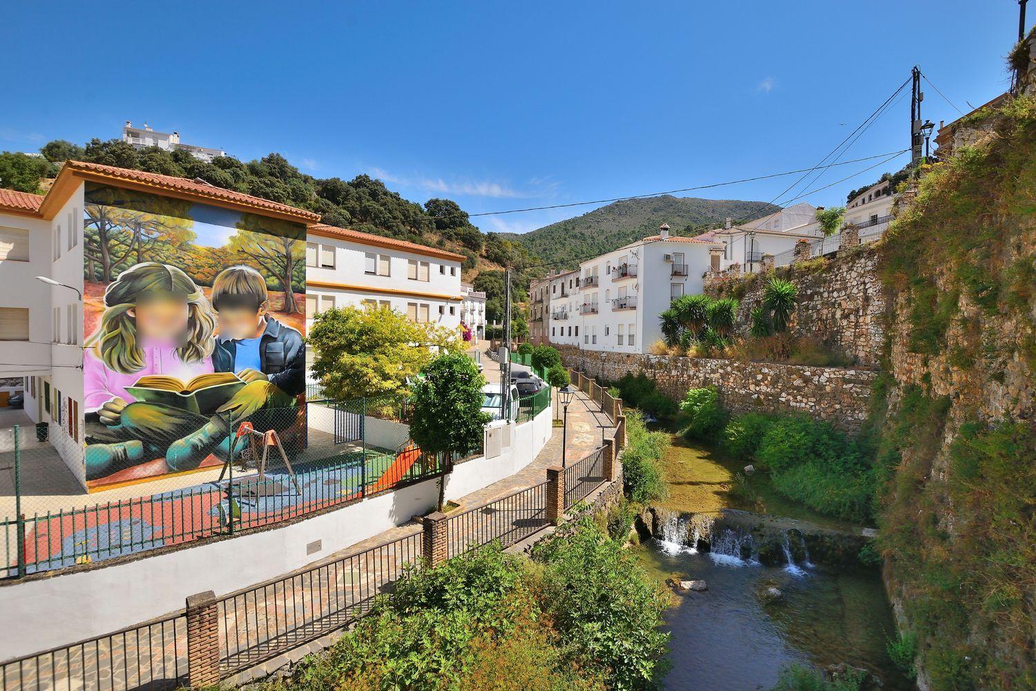 Premise for Sale in Igualeja
