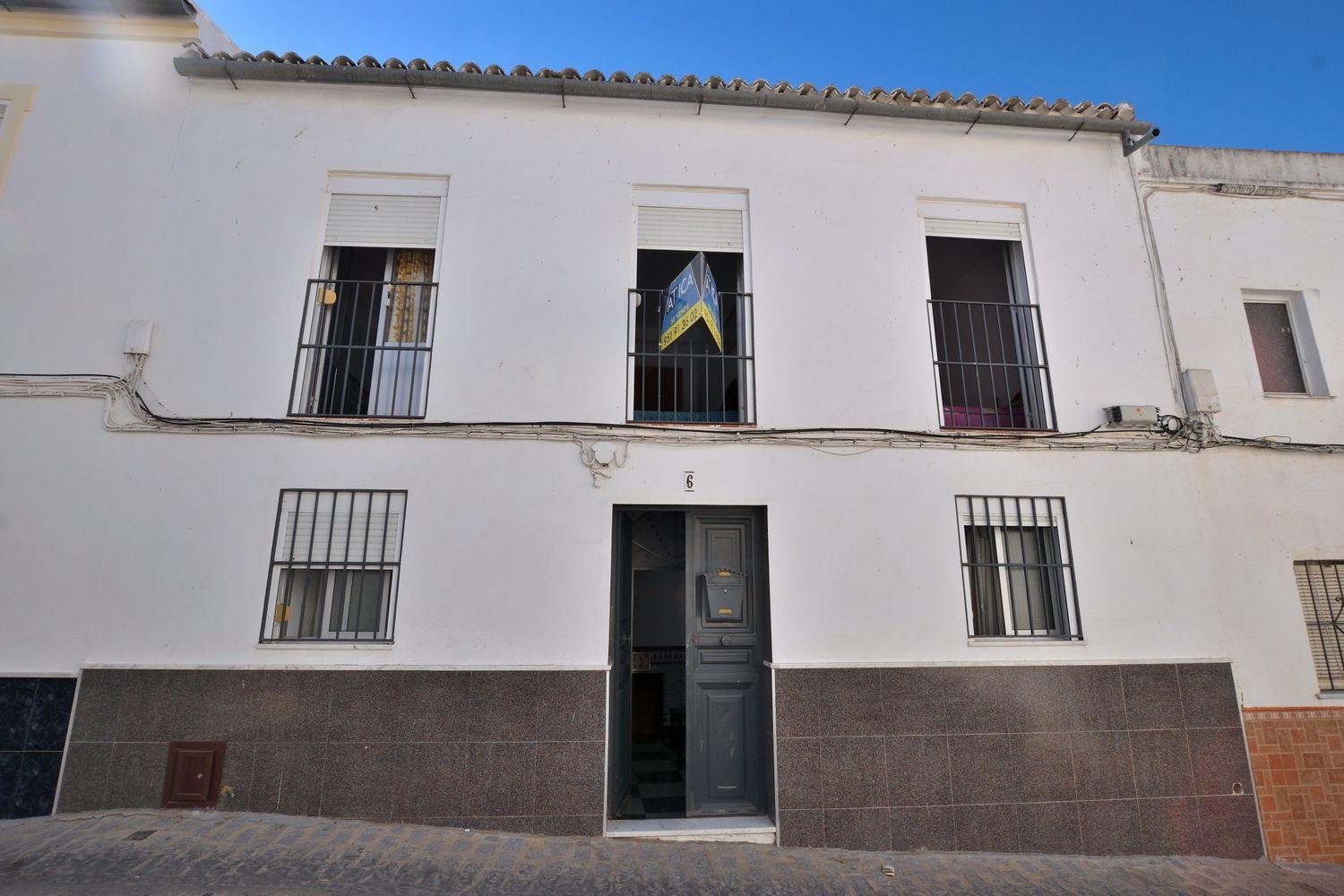 Adosado en Venta en Olvera