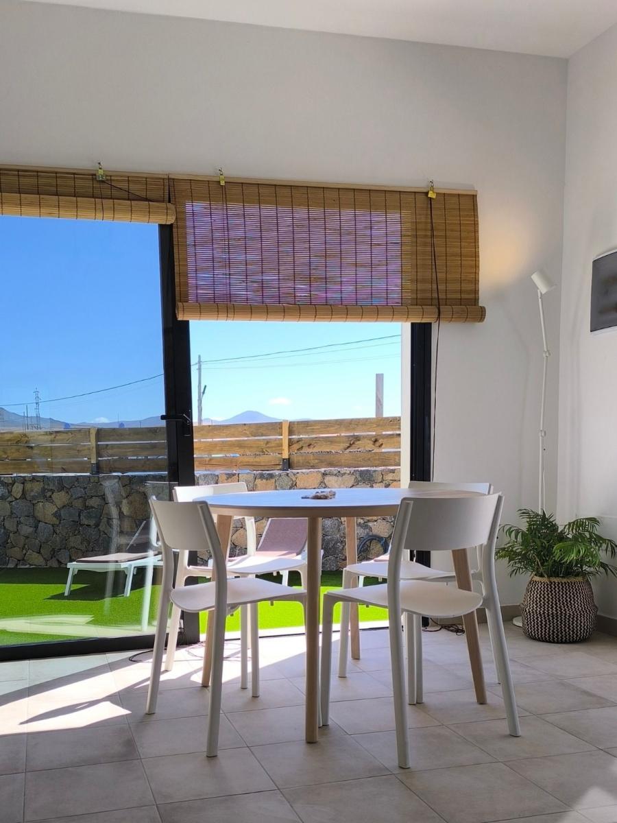 Chalet for Sale in La Oliva