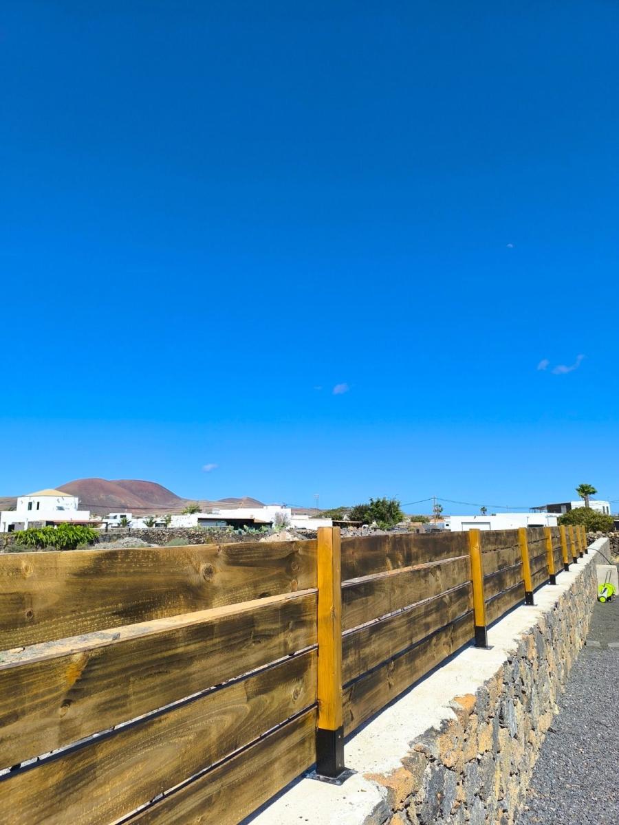 Chalet for Sale in La Oliva