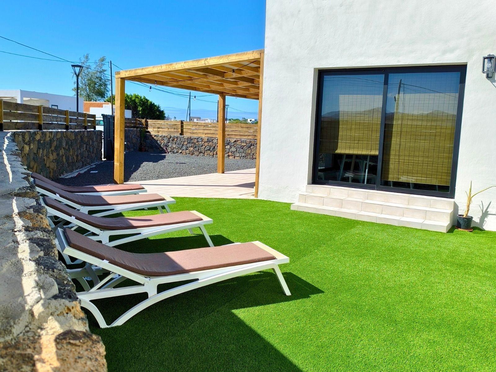 Chalet for Sale in La Oliva