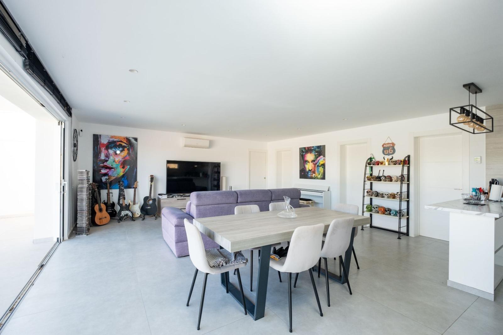 Chalet for Sale in Aspe