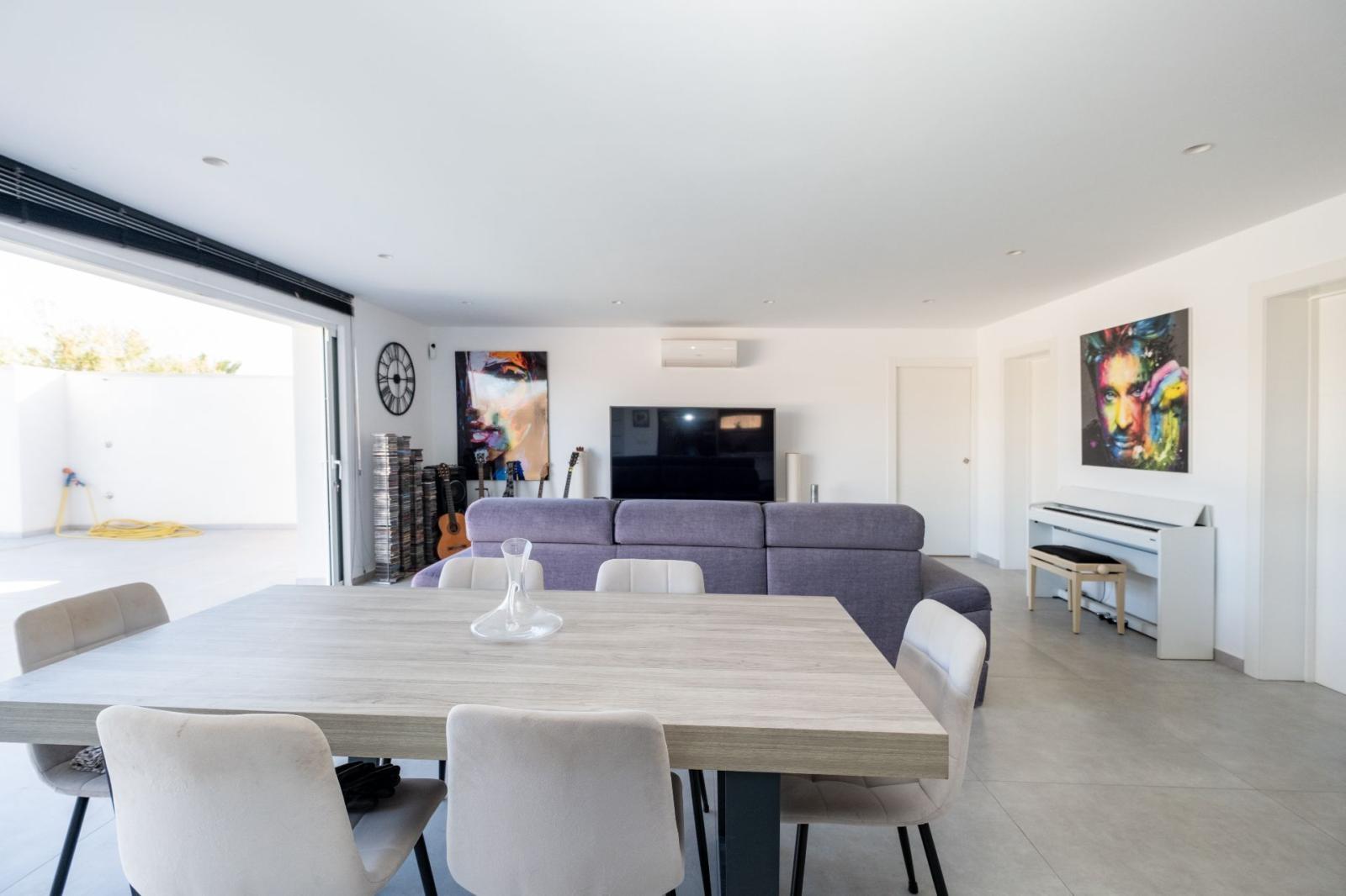 Chalet for Sale in Aspe