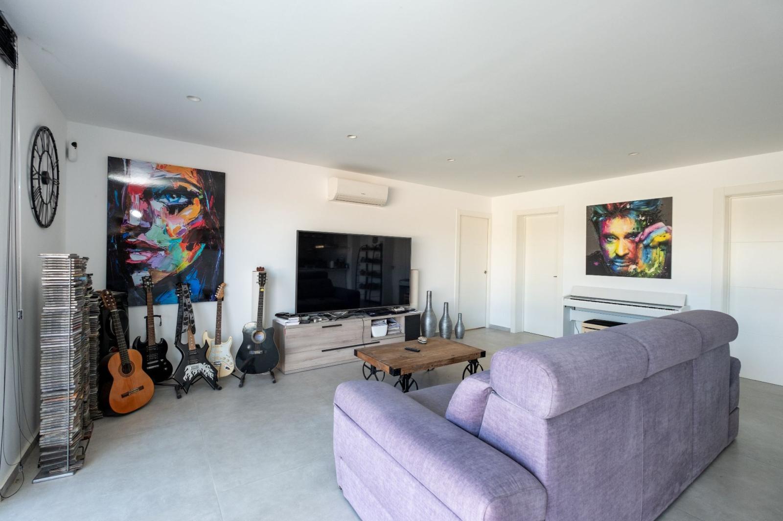 Chalet for Sale in Aspe